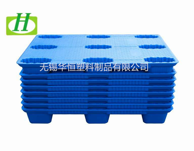 1212九腳吹塑托盤(pán)  