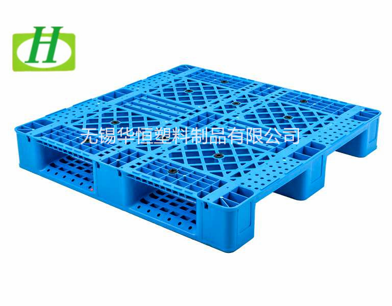 網(wǎng)格川字塑料托盤
